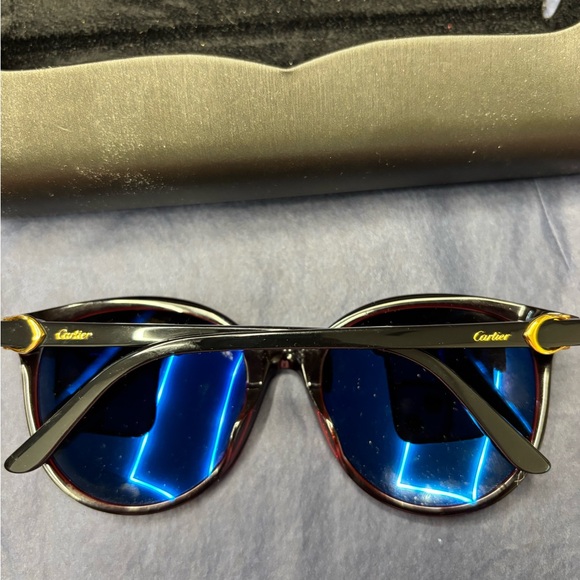Authentic Cartier Black and Gold Sunglasses - Picture 5 of 14